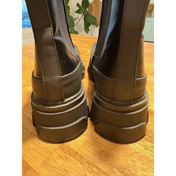 PORTLAND Chelsea Boots Black Lug bottom Size 9 Indy Whimsygoth Gorpcore Y2K NEW - Picture 4 of 6